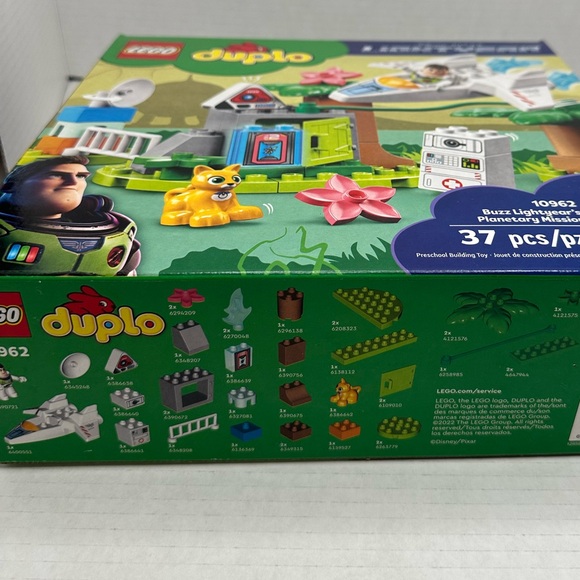 LEGO DUPLO Disney and Pixar Buzz Lightyear’s - Picture 4 of 5